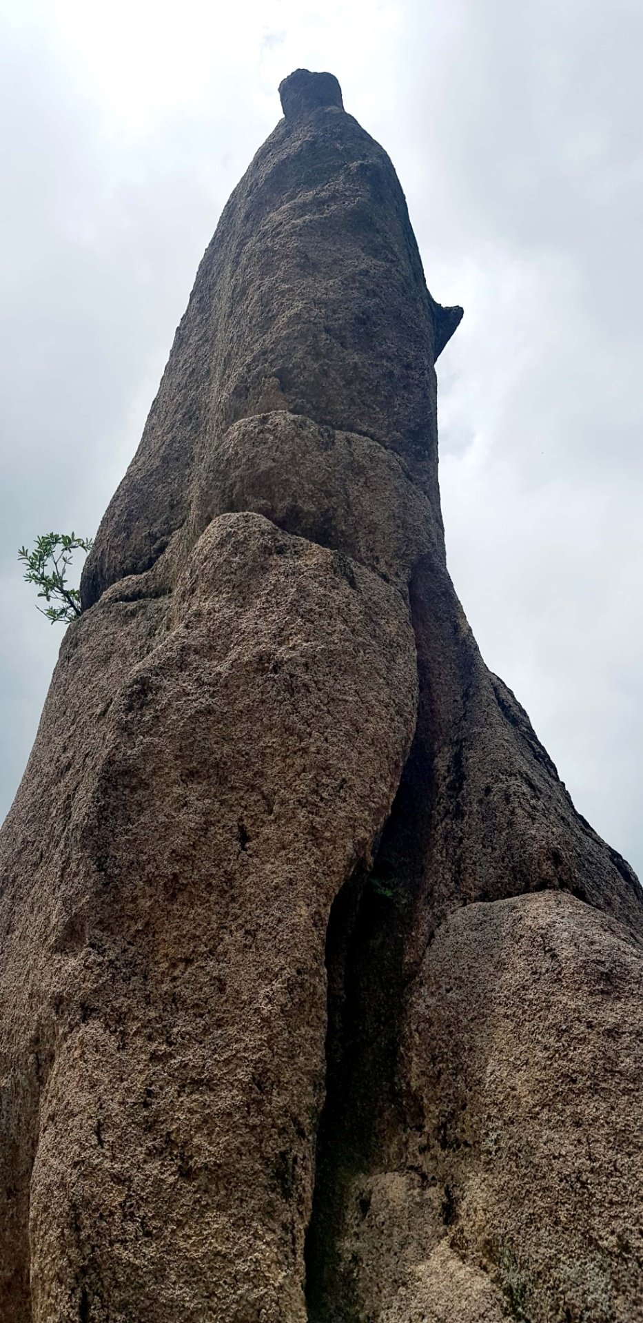 경남 산청 감안산 병바위