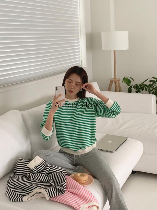 여성 맨투맨 티셔츠 단가라 스트라이프