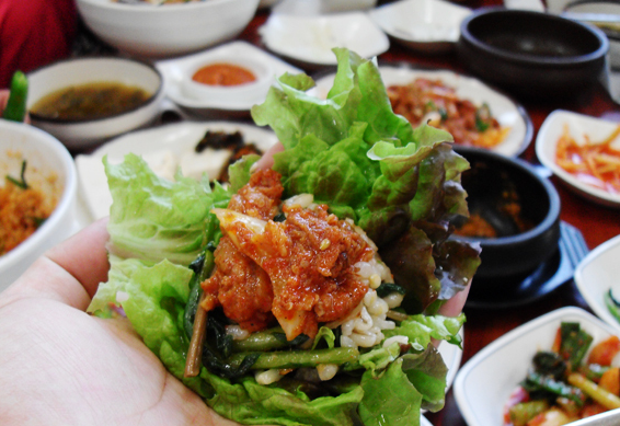 "할머니 할아버지를 위해서라면 힘들지 않아요!"주차 아르바이트를 하던 한 남자의 정체가 밝혀지고 조부모를 모시고 살던 청년의 운명이 바뀌는데..