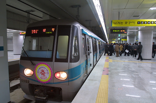 지하철을 타고 끝까지 안내리면 어떻게 될까?(+ 차고지 회차)