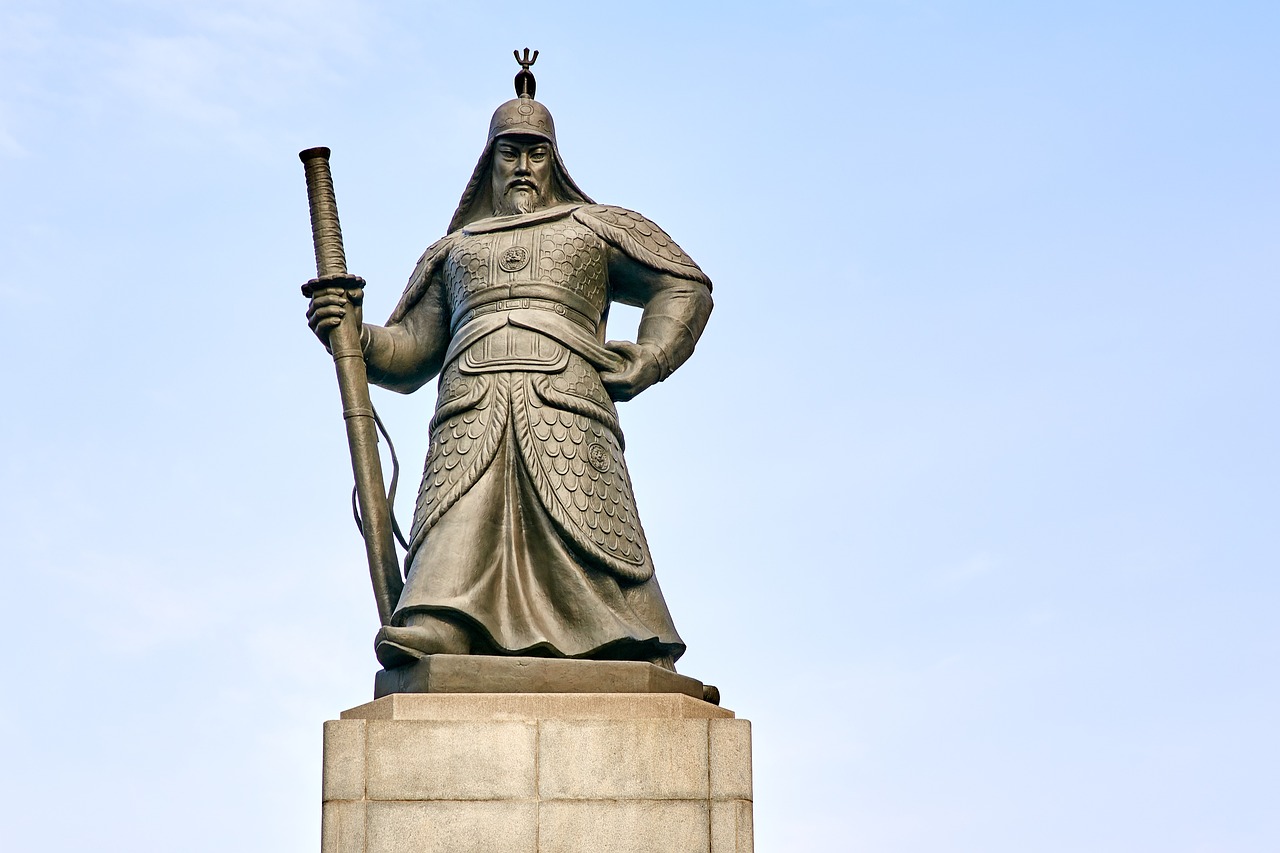 이순신 장군 동상