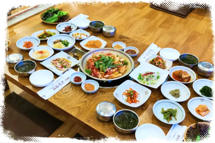 경주 황리단길 한정식 쌈밥 맛집 첨성대 대릉원 곤달비 비빔밥 육개장 맛집 식당