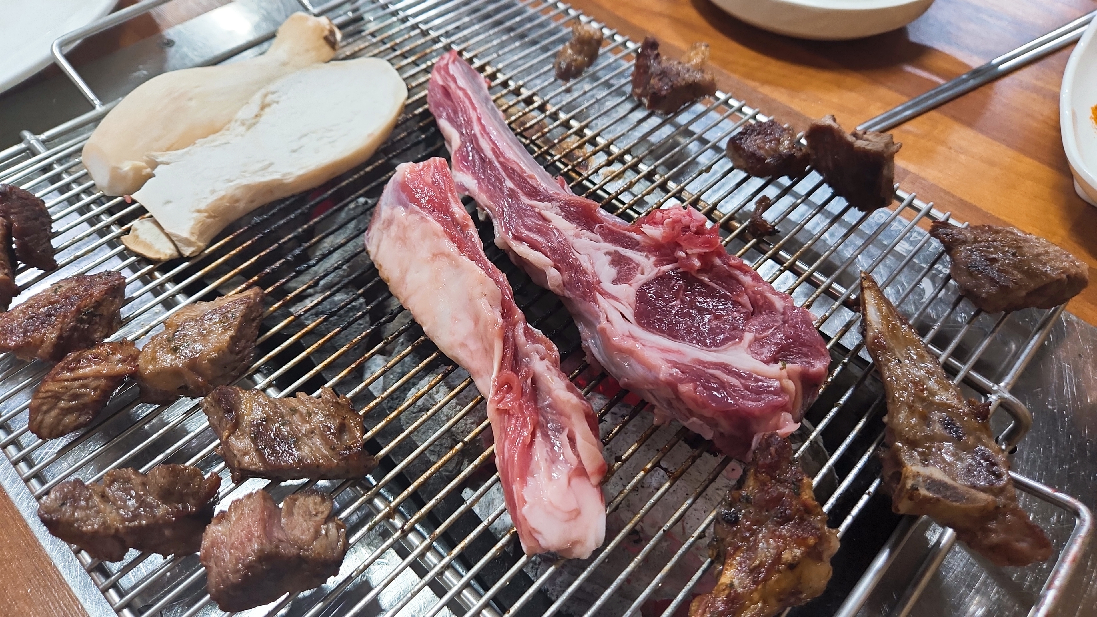  고급양갈비와 꿔바로우 맛집 창원 상남동 신혜양꼬치