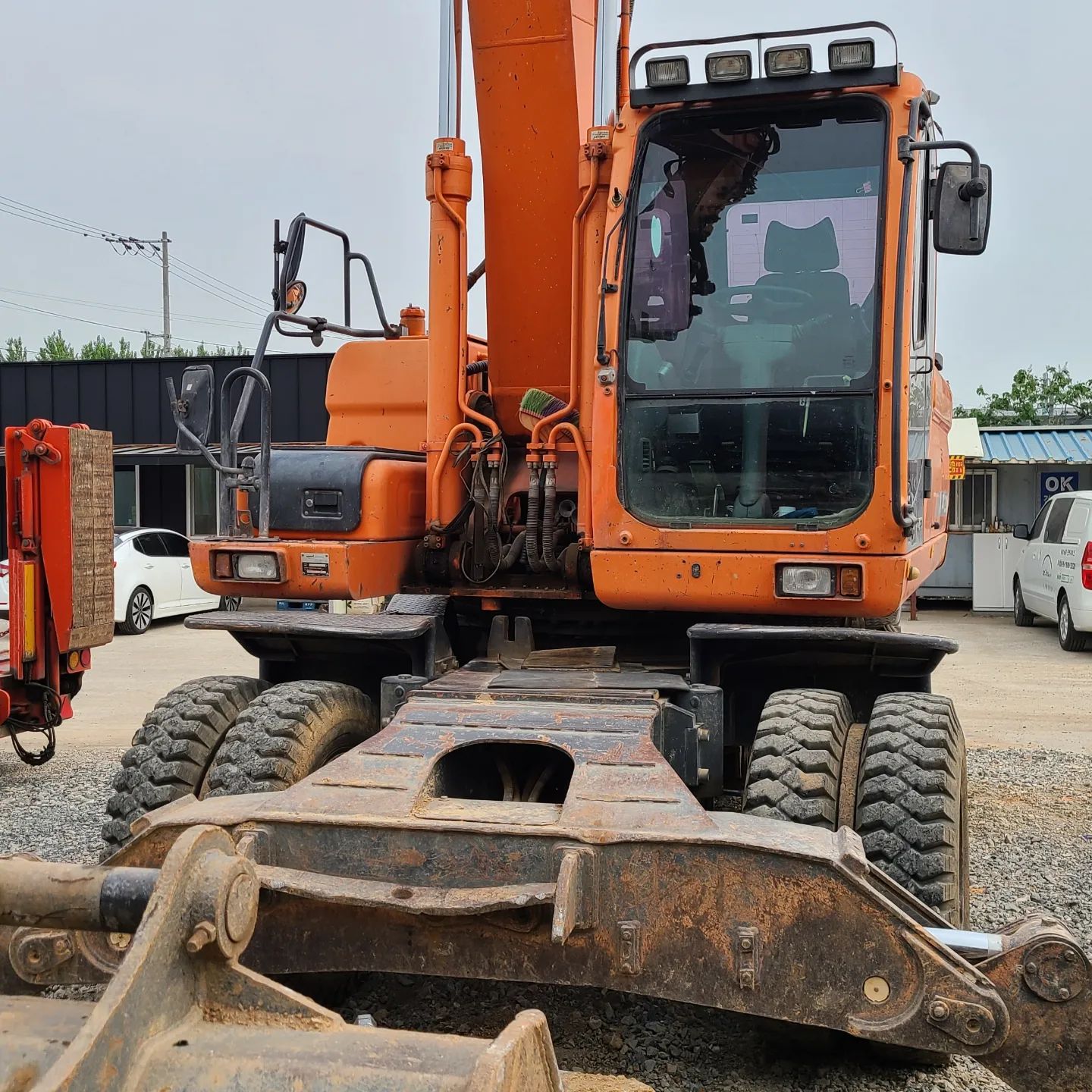  두산 DOOSAN DX210W모델 2012년식 6500만원 판매합니다