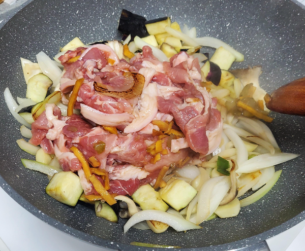 쇼가야끼-돼지고기-볶기