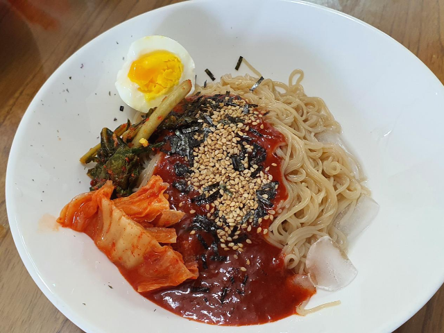  [일상] 여름이 가기 전에 함흥 비빔냉면 (CJ) 4인분 집에서 만들어 먹었어요~~