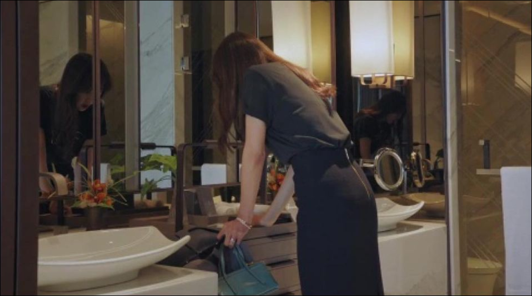  [TV속패션] SBS 드라마 펜트하우스 이지아 가방 패션 정보 #펜트하우스 이지아 루에브르(loeuvre) 가방 정보