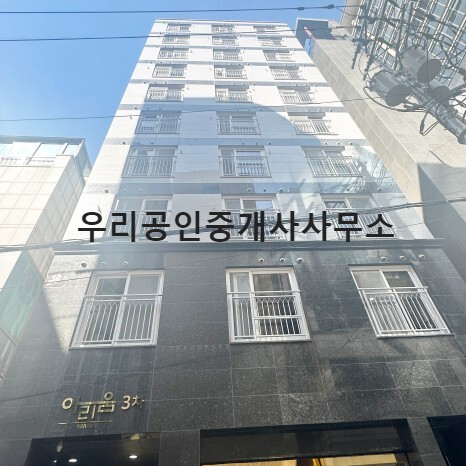 아리움3차 현관 및 무인택배함