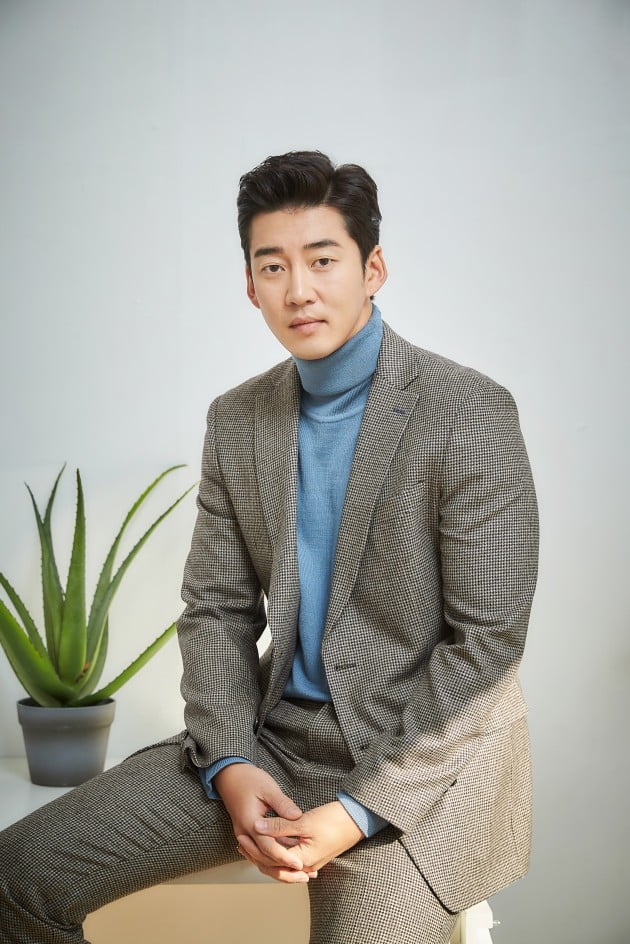  윤계상의 나이는? (영화,이하늬,프로필)