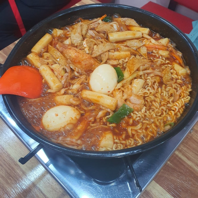 단골떡볶이 이미지