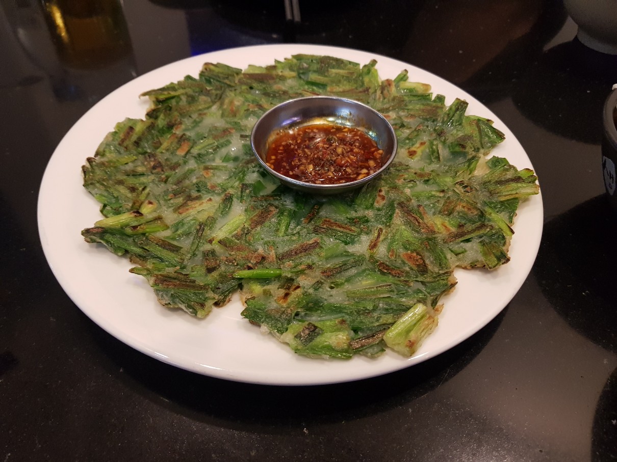 호치민 7군 한국 술집 낭만 사이공(Romantic Saigon) - 서비스 파전