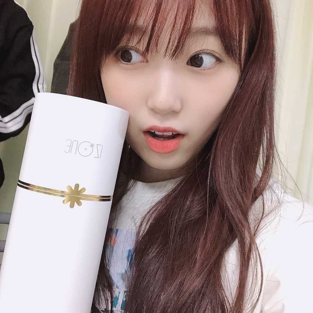 아이즈원 야부키나코