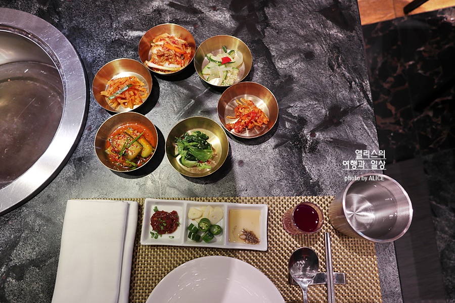 호이안 한식당 맛집 오발탄 호이아나 정통 한식 메뉴 고기 4종 구이세트 갈비찜