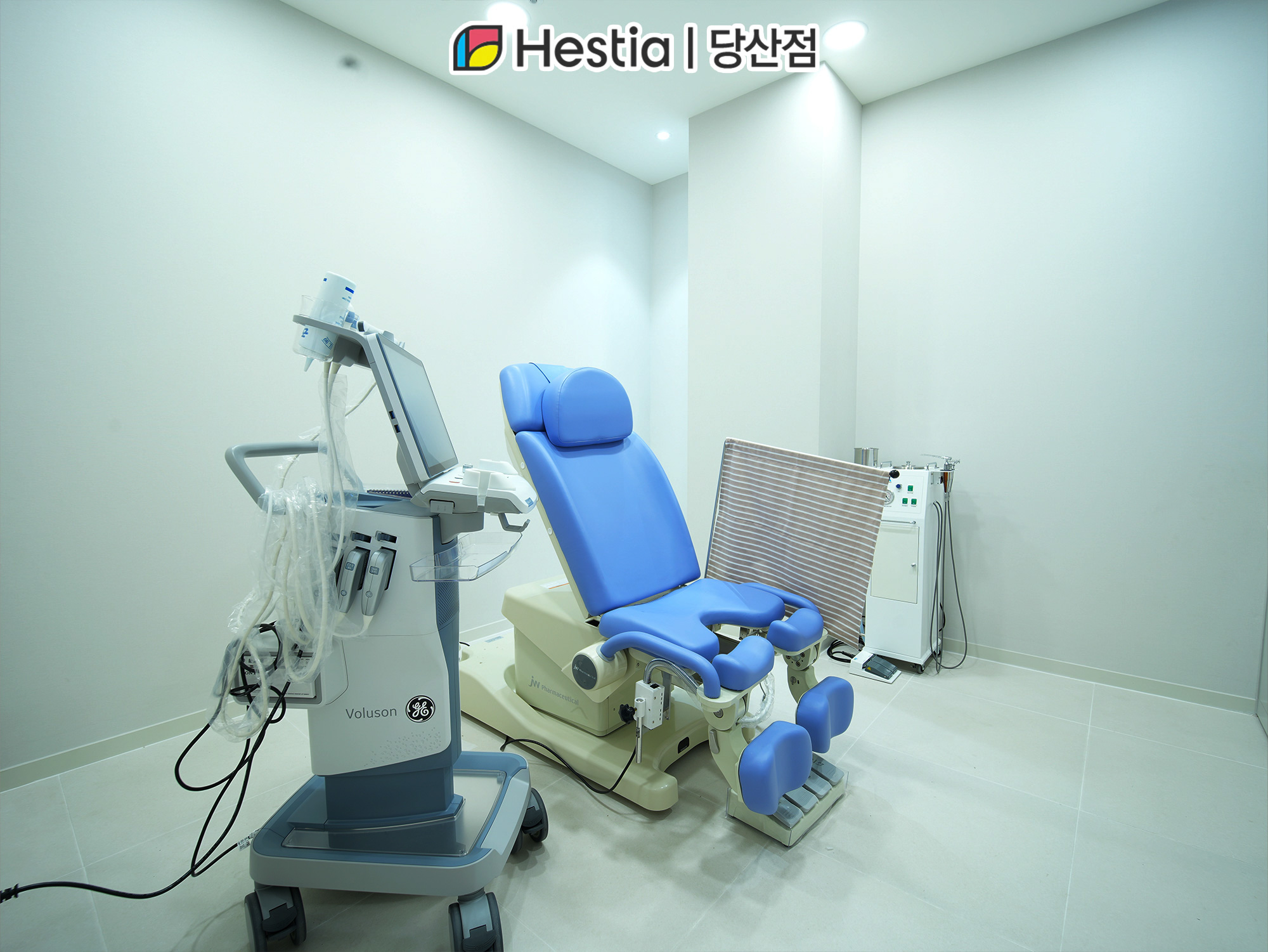 질조임 시술과 이쁘니수술, 무엇이 다른가요?