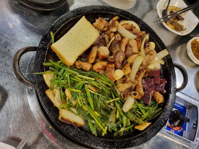  의정부 소곱창 맛집 깡통돌곱창 부추무침 식빵구이 볶음밥
