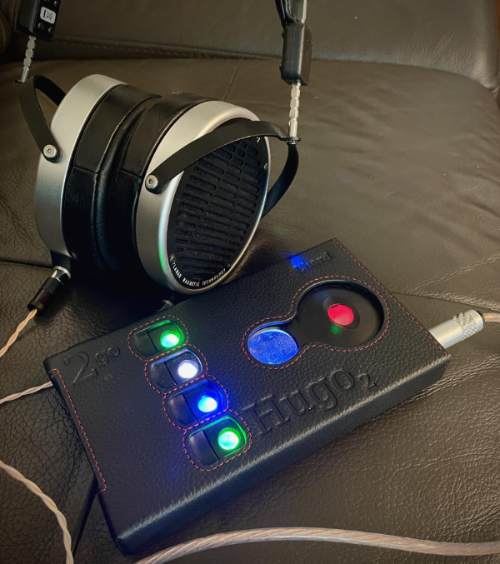 Hugo2go-with-Audeze-LCD-2