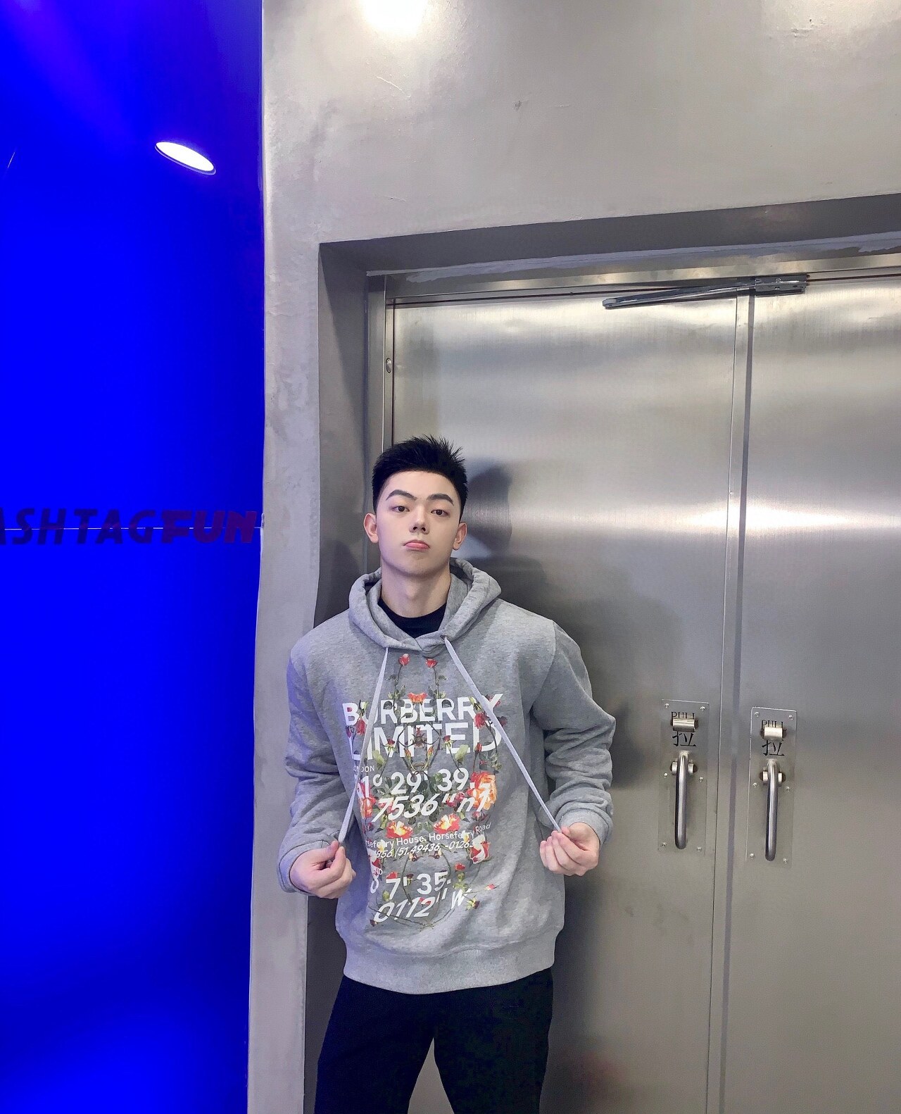  [BURBERRY] 버버리 로즈 스웨트 셔츠 후드 티셔츠