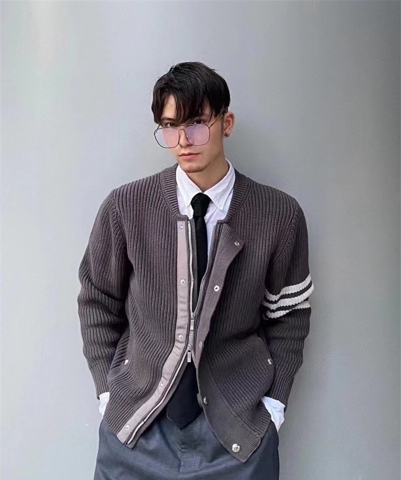  [THOM BROWNE] 톰브라운 코튼 울 하프 가디건 릴렉스드 핏 보머 자켓 MKJ064AY3501035 (3 COLOR)