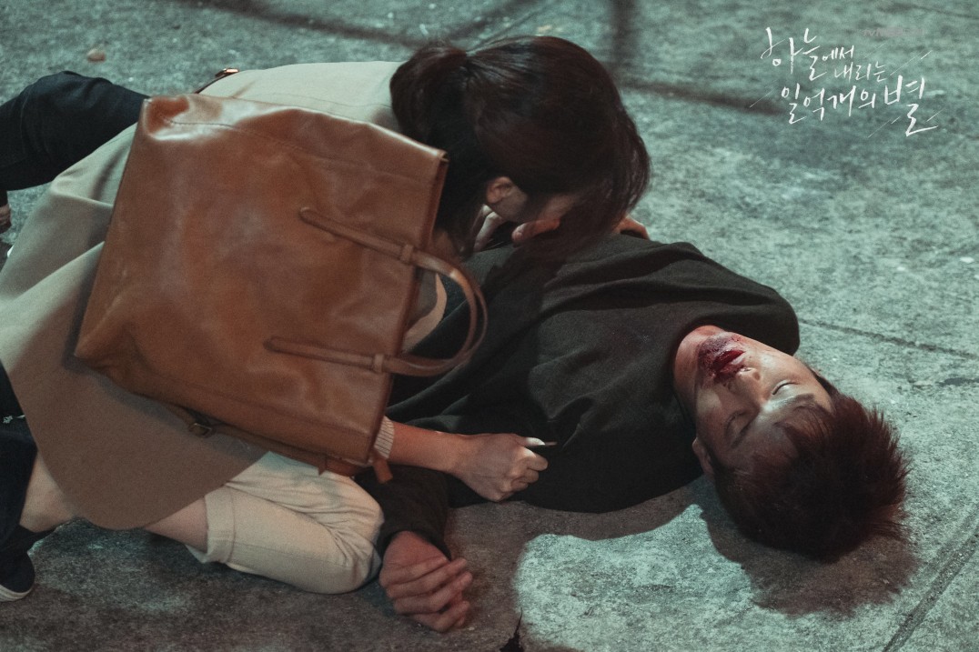 하늘에서 내리는 일억개의 별