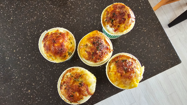 종이컵에 만든 계란빵 맛있어요