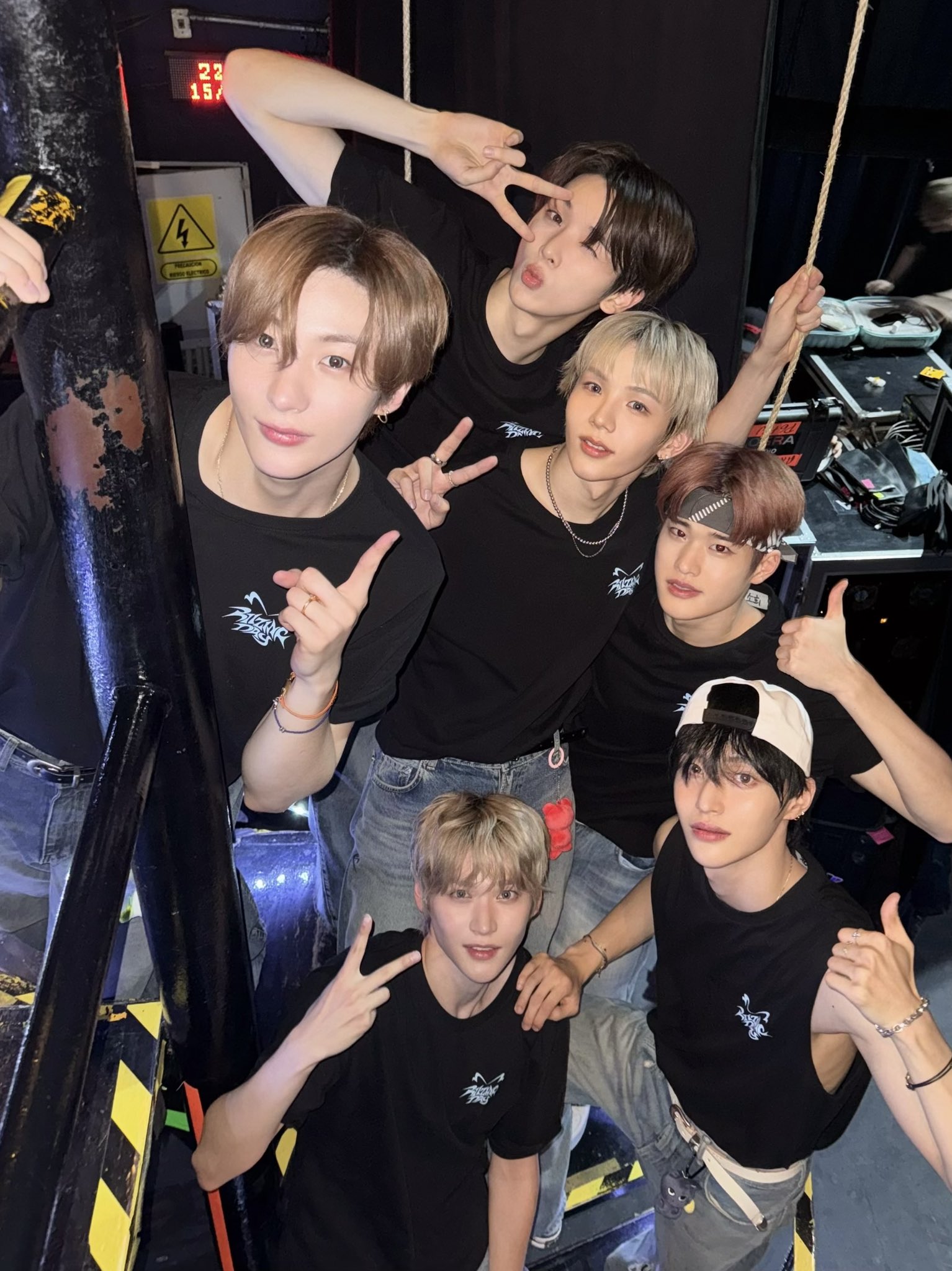 20240516멕시코시티라이징데이팬콘인스타가족사진