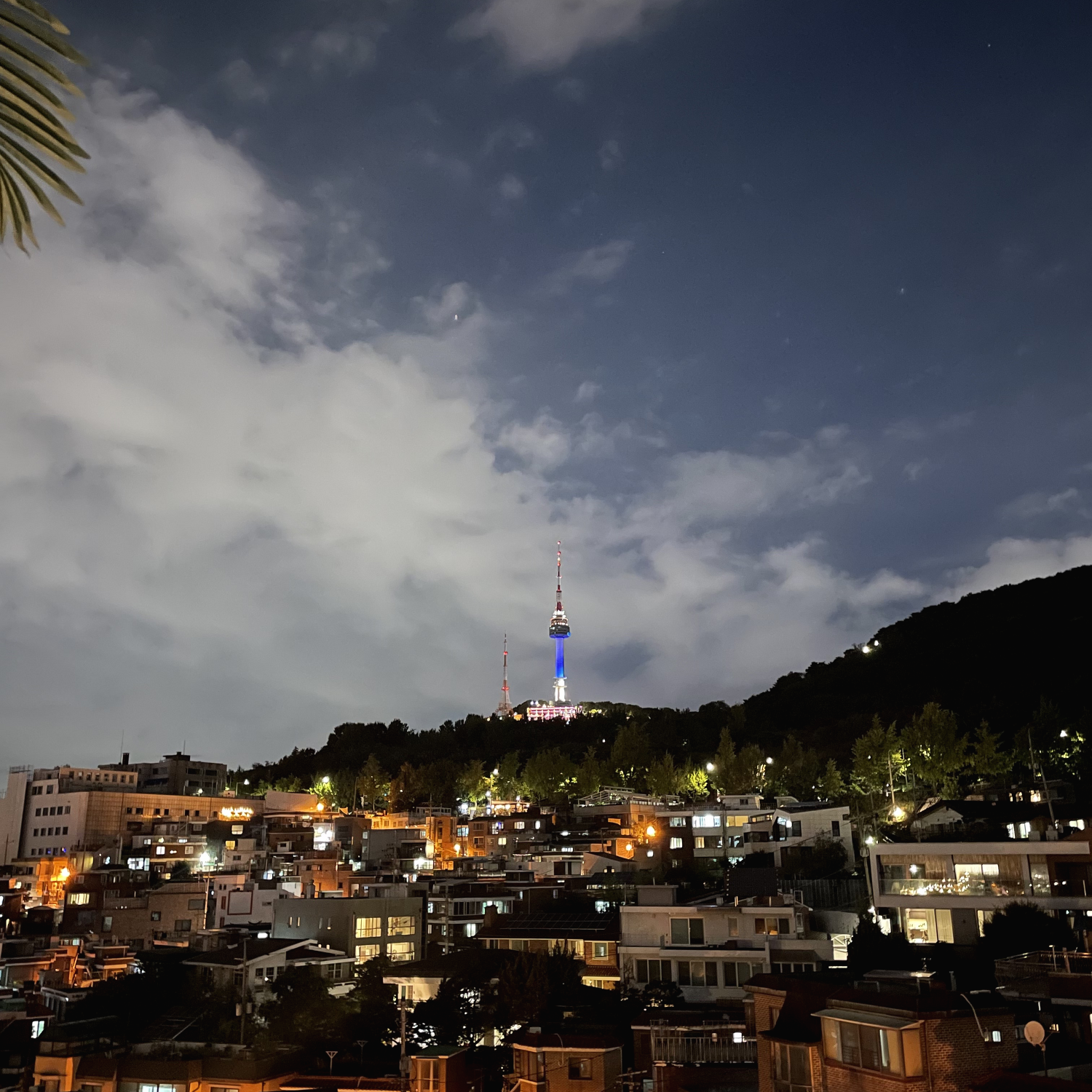  [이태원] 경리단길 남산이 보이는 루프탑바 <서울루덴스>