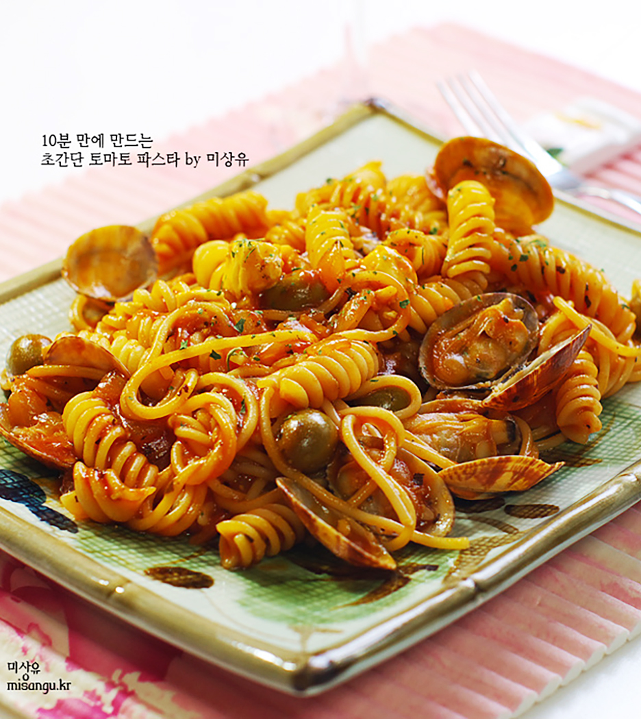  10분 만에 만들 수 있는 토마토 파스타 레시피