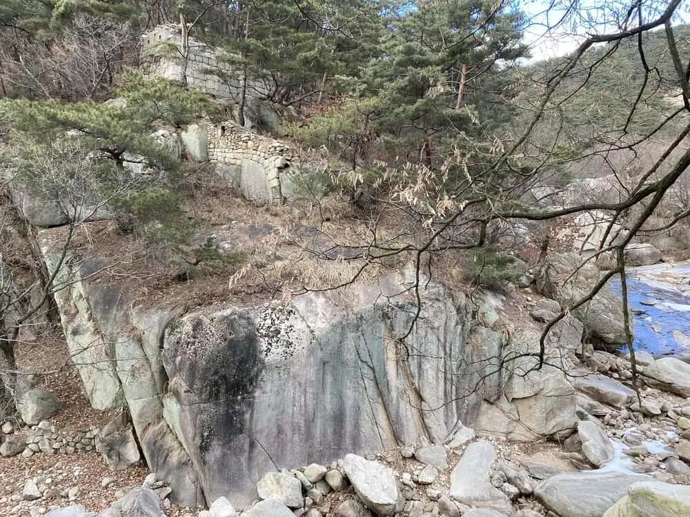 북한산성 계곡