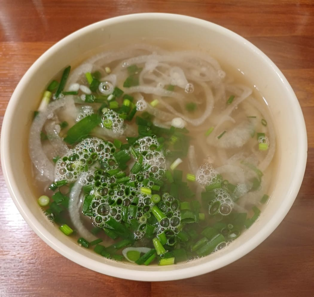 언껀 소고기 쌀국수 사진입니다.
