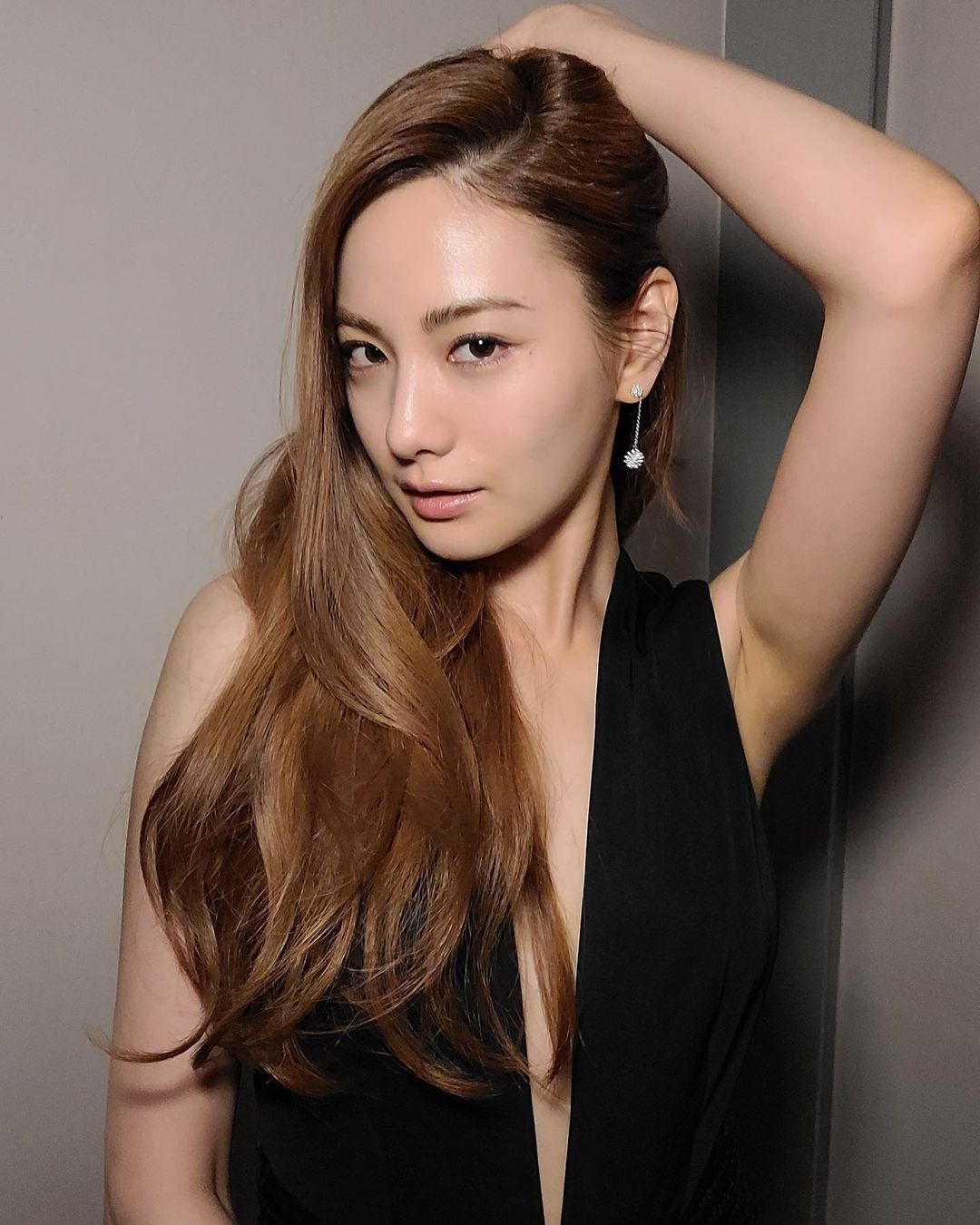  배우 임진아(나나) 2020연예대상 블랙드레스 사진 움짤