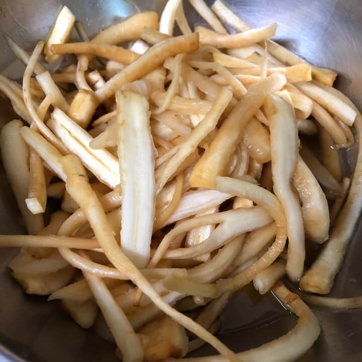  도라지 나물 무침 쓴맛 제거