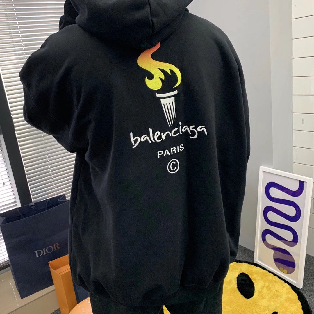 [BALENCIAGA] 발렌시아가 20FW 리미티드 올림픽 성화 로고 자수 스웨트 셔츠 후드 티셔츠 블랙 TIV45 620973TIV459040