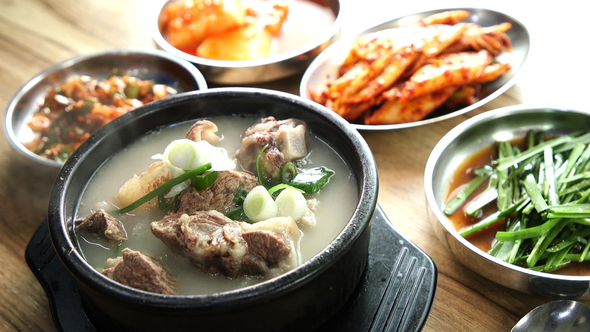  한국인의 밥상 서울 충무로 한우 소꼬리 곰탕 을지로 맛집