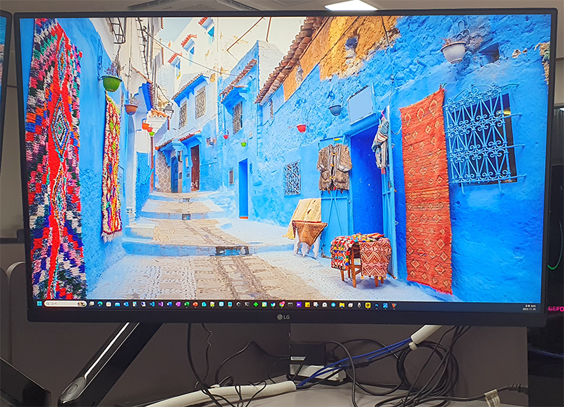 LG QHD 모니터(Monitor) - 32QN650 실제 사용 화면