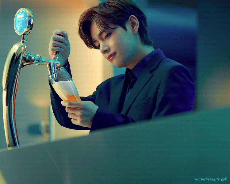  맥주 광고 찍은 방탄소년단 뷔