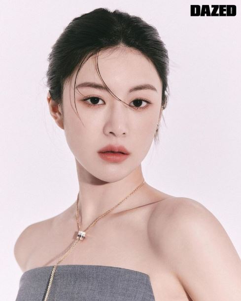  압도적인 비주얼과 연기력으로 주목을 받는 배우 고윤정