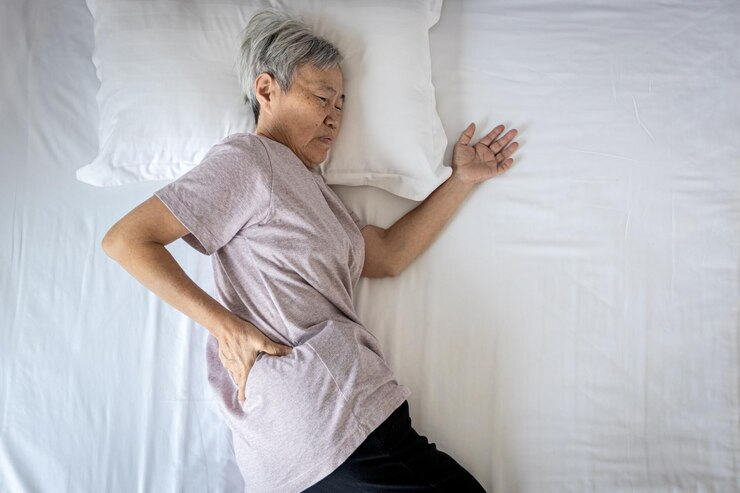 허리 통증 원인 완화운동 다리 저림 발 저림 치료