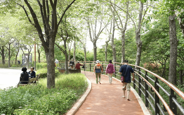 서울 중랑구 용마폭포공원