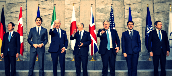 G7-정상회담에-참여한-각국정상들