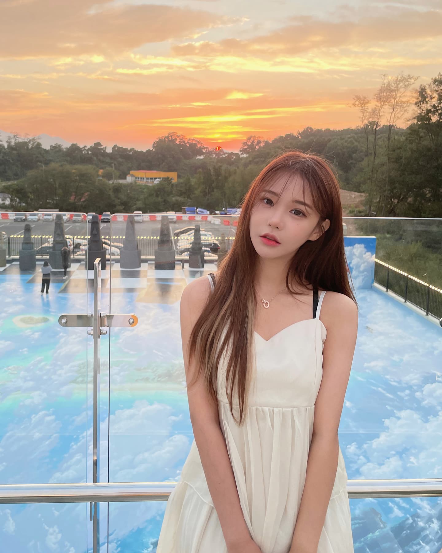  동영상 크리에이터 하루S2 숨겨둔 몸매
