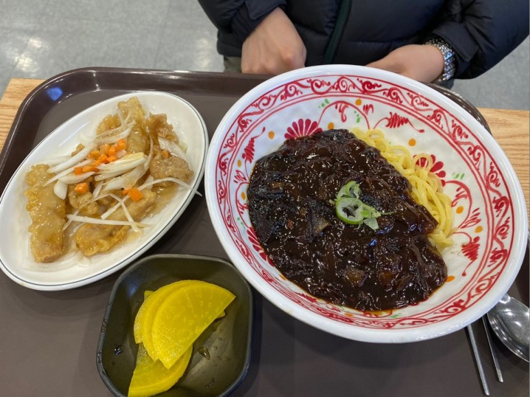 레알차이나 이미지