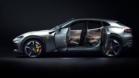 Ferrari Purosangue는 이 회사의 첫 4도어 자동차입니다. SUV라고 부르지는 마세요.