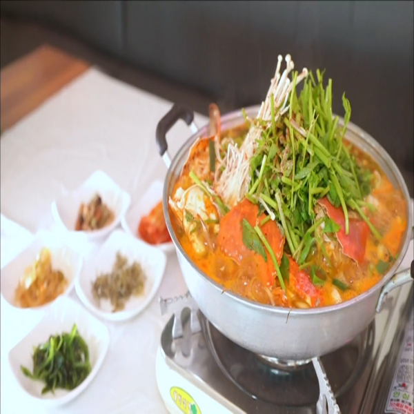  충남 서천 맛집 서천군 서면 홍원항 섬덕회센타 꽃게탕 생생정보 꽃게탕 전어구이 전어회무침 전어회 홍원항 쭈꾸미 축제 전어축제 꽃게축제