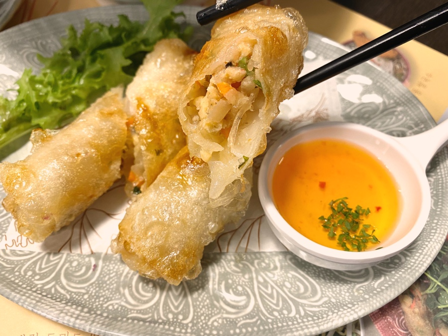 쌀국수 맛집 푸니 강동역입니다. 파인애플 볶음밥 꼭 시켜주세요. 26