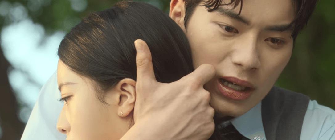껴안고-있는-재이와-강하