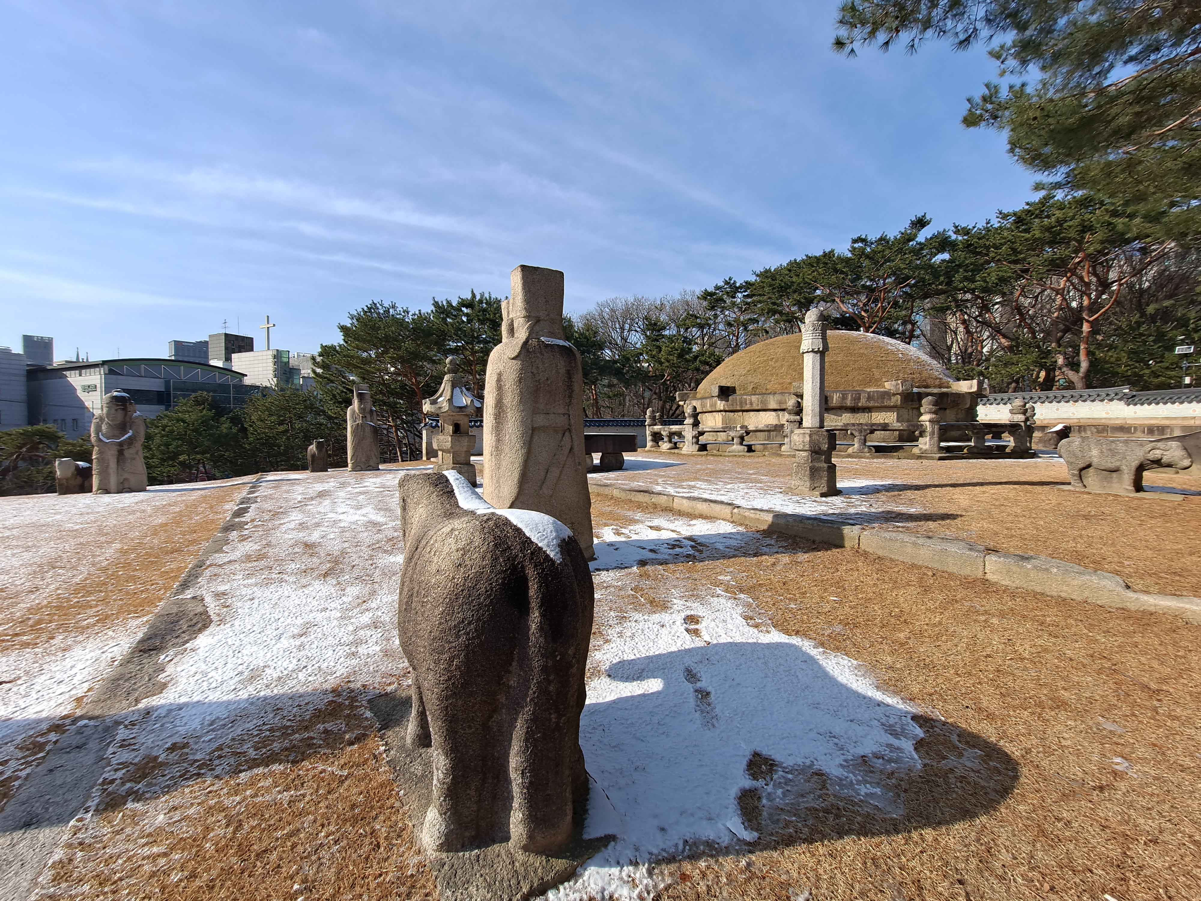 빌딩 숲 속 왕들의 안식처, 서울 선릉과 정릉