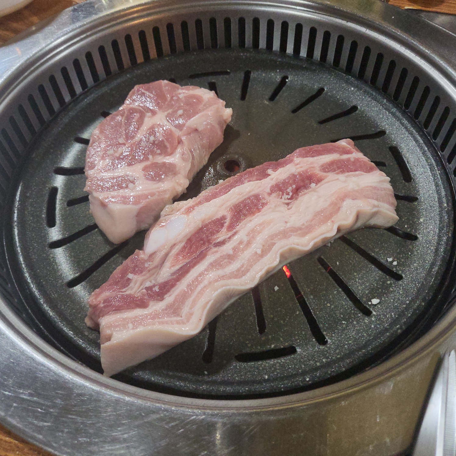숯불화로구이 이미지