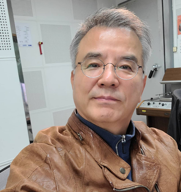  배우 강석우 백신 3차맞고 부작용 시력저하 라디오 하차