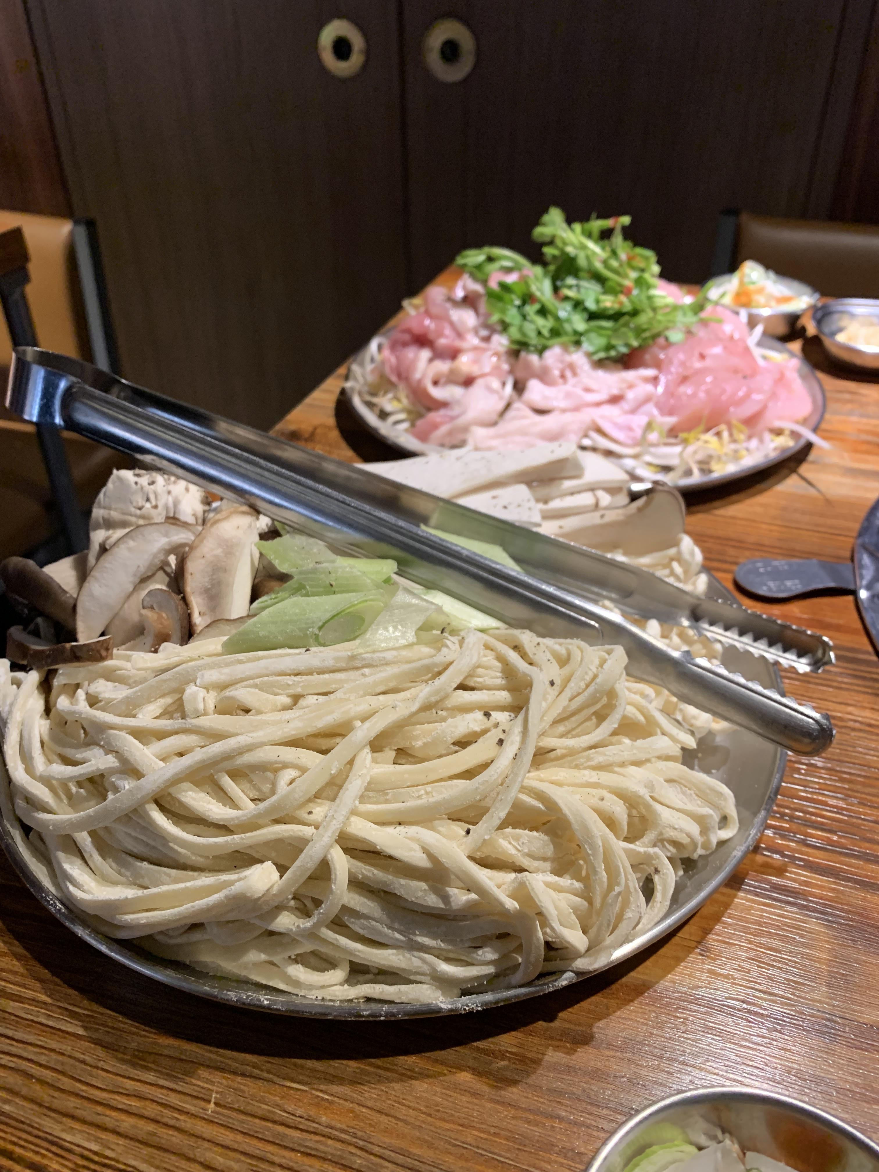  [교대맛집] 송계옥 교대점 - 깔끔하고 분위기 좋은 서울 닭칼국수 런치메뉴
