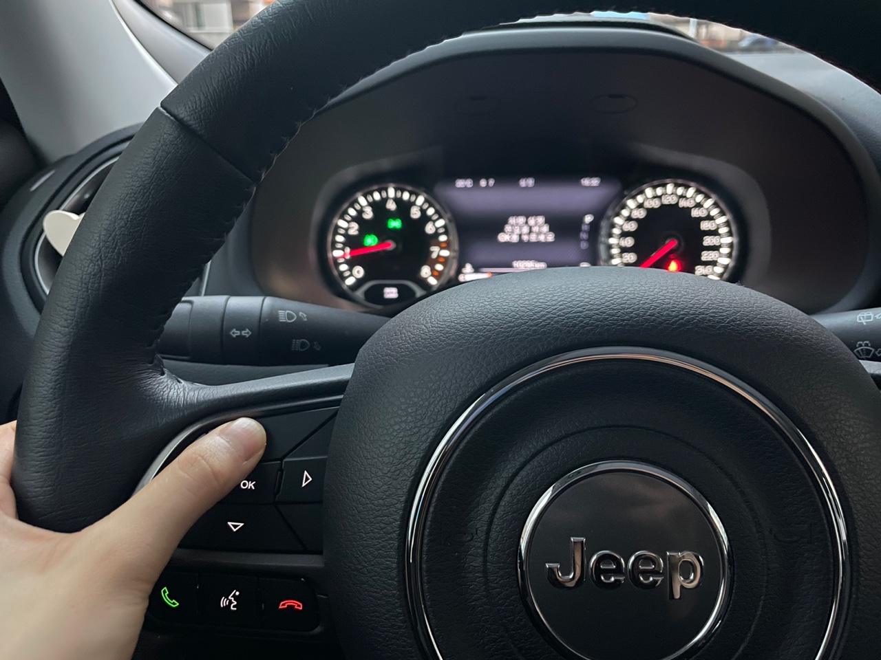  레니게이드 경고음 소리 줄이는 법, 사각지대 경고음 끄는 법